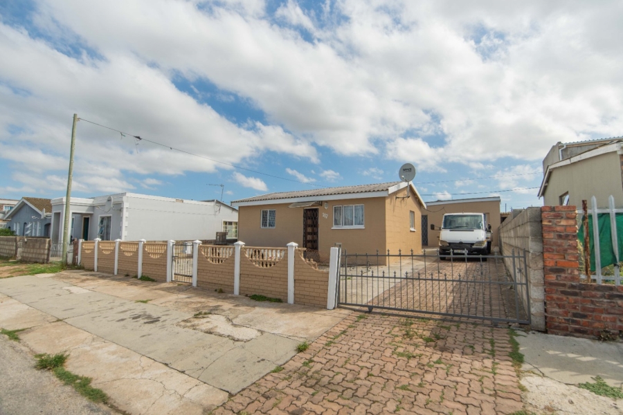 3 Bedroom Property for Sale in Gelvandale Eastern Cape